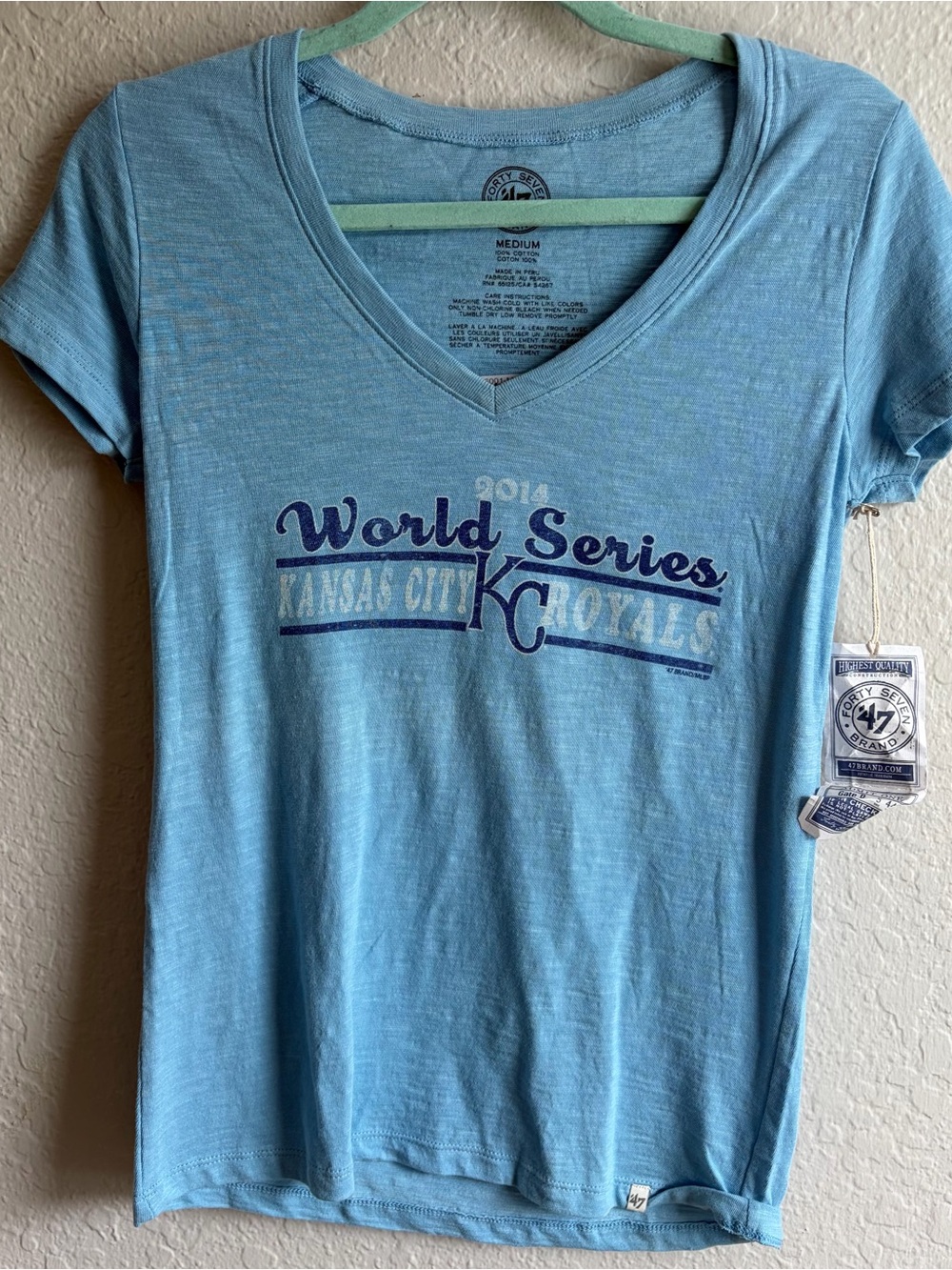 Kansas City Royals ‘47 Brand Blue V Neck T-Shirt - Women’s Medium VTG MLB NWT